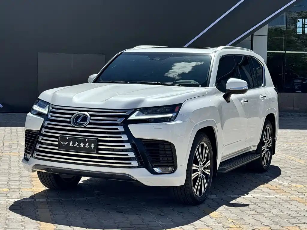 Lexus LX 2025 700h