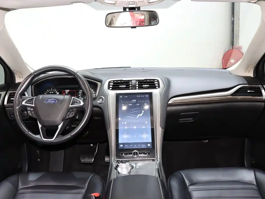 Ford Mondeo — миниатюра 12