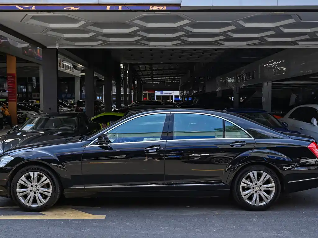 Mercedes-Benz S-Class S 2010 S 500 L
