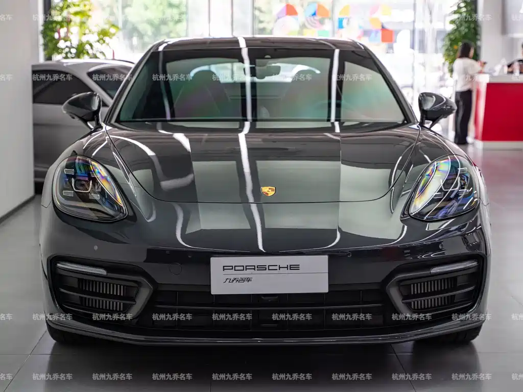 Porsche Panamera — миниатюра 2