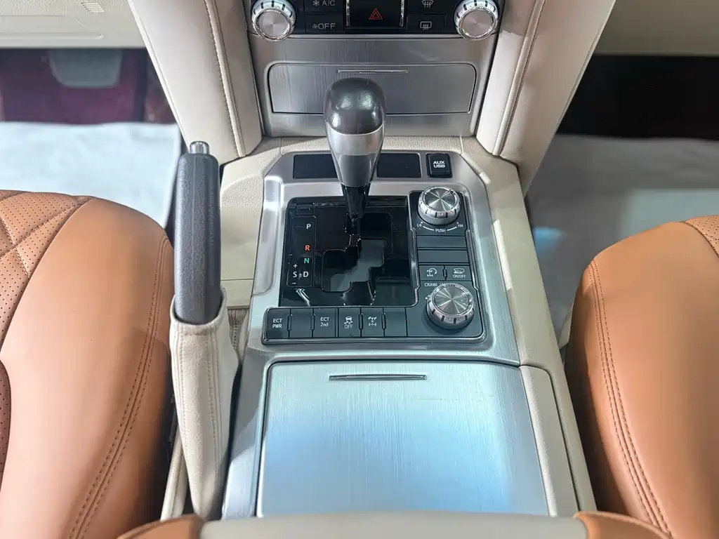 Toyota Land Cruiser — миниатюра 13