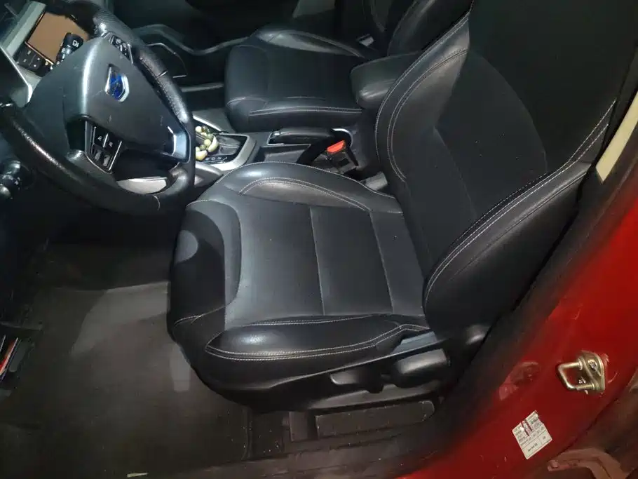 Geely Vision X3 — миниатюра 9