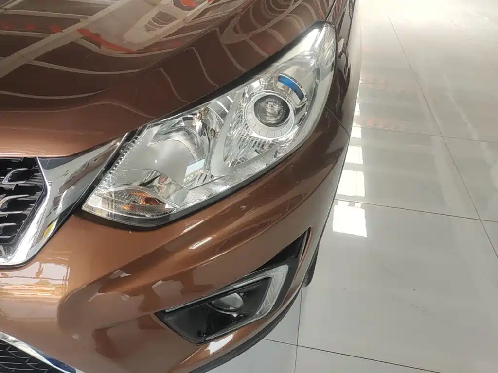 BAIC Senova X35 — миниатюра 24