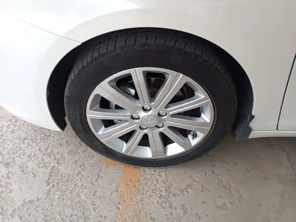 Peugeot 408 — миниатюра 23