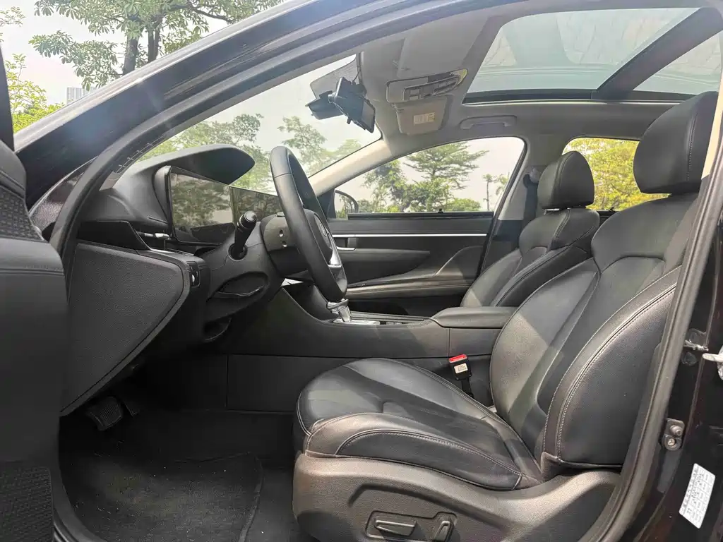 Hyundai Mistra — миниатюра 4