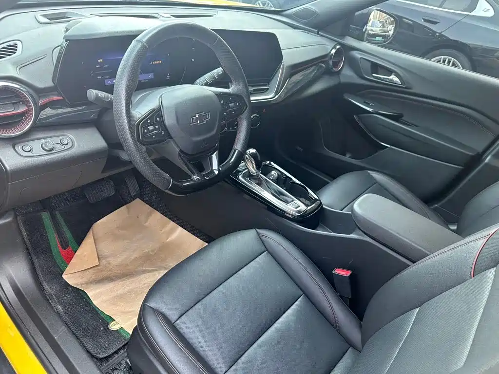 Chevrolet Seeker — миниатюра 4