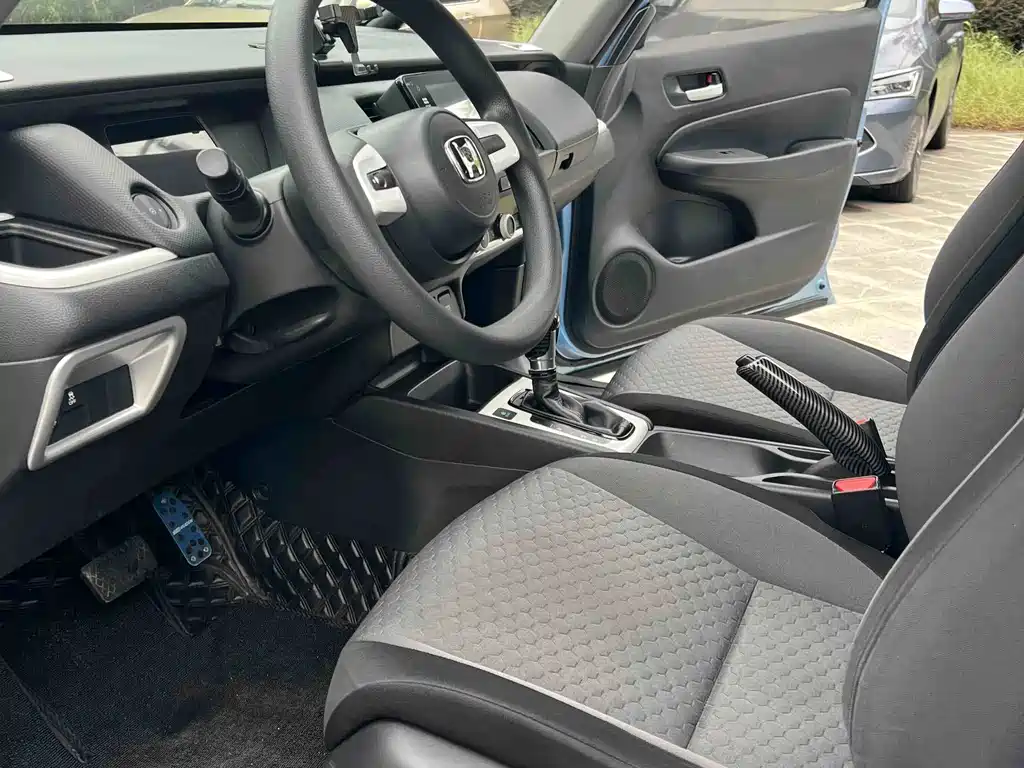 Honda Fit — миниатюра 6