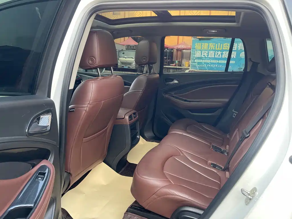 Buick Envision Plus — миниатюра 10