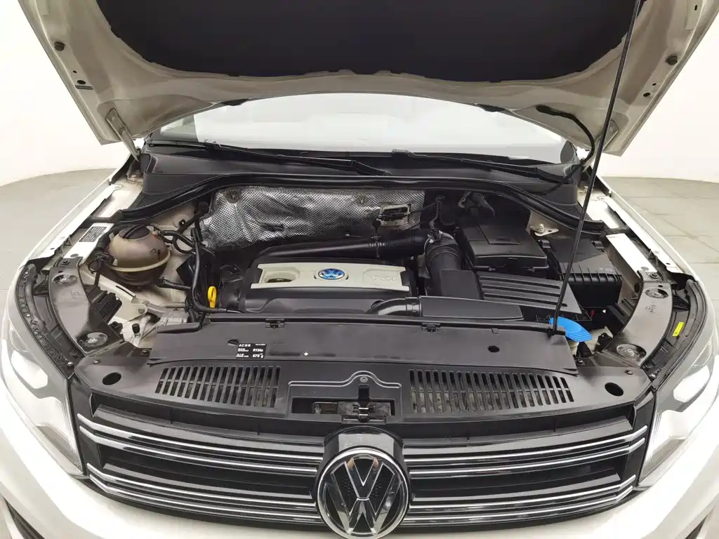 Volkswagen Tiguan — миниатюра 6