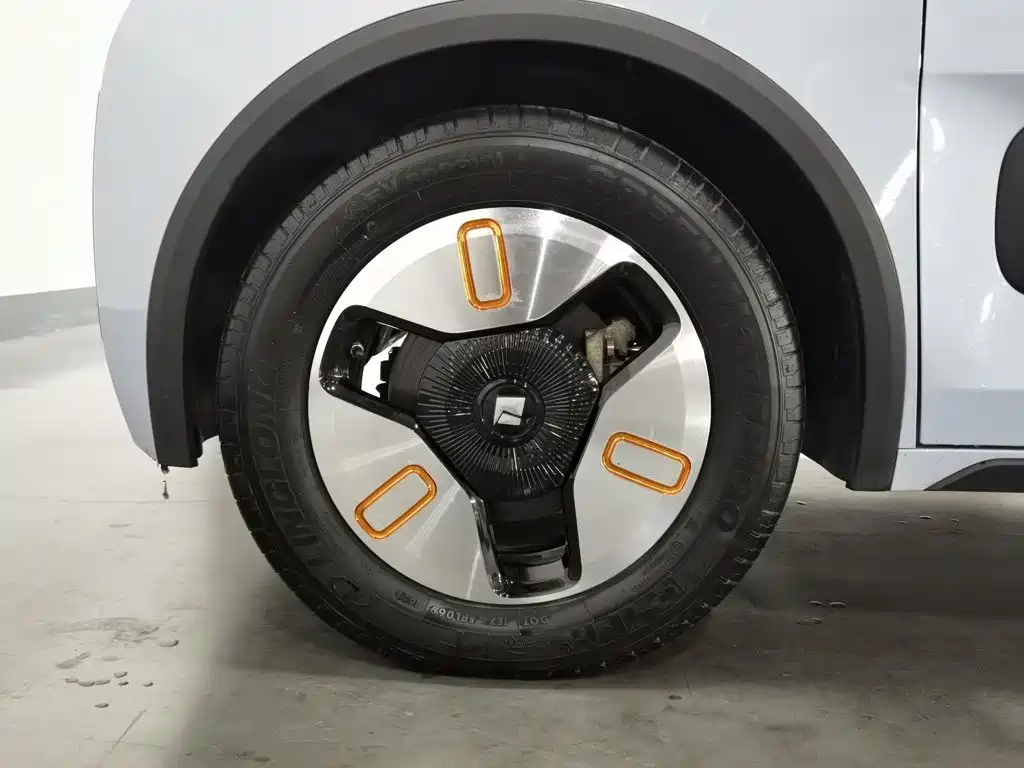 Baojun KiWi EV — миниатюра 17