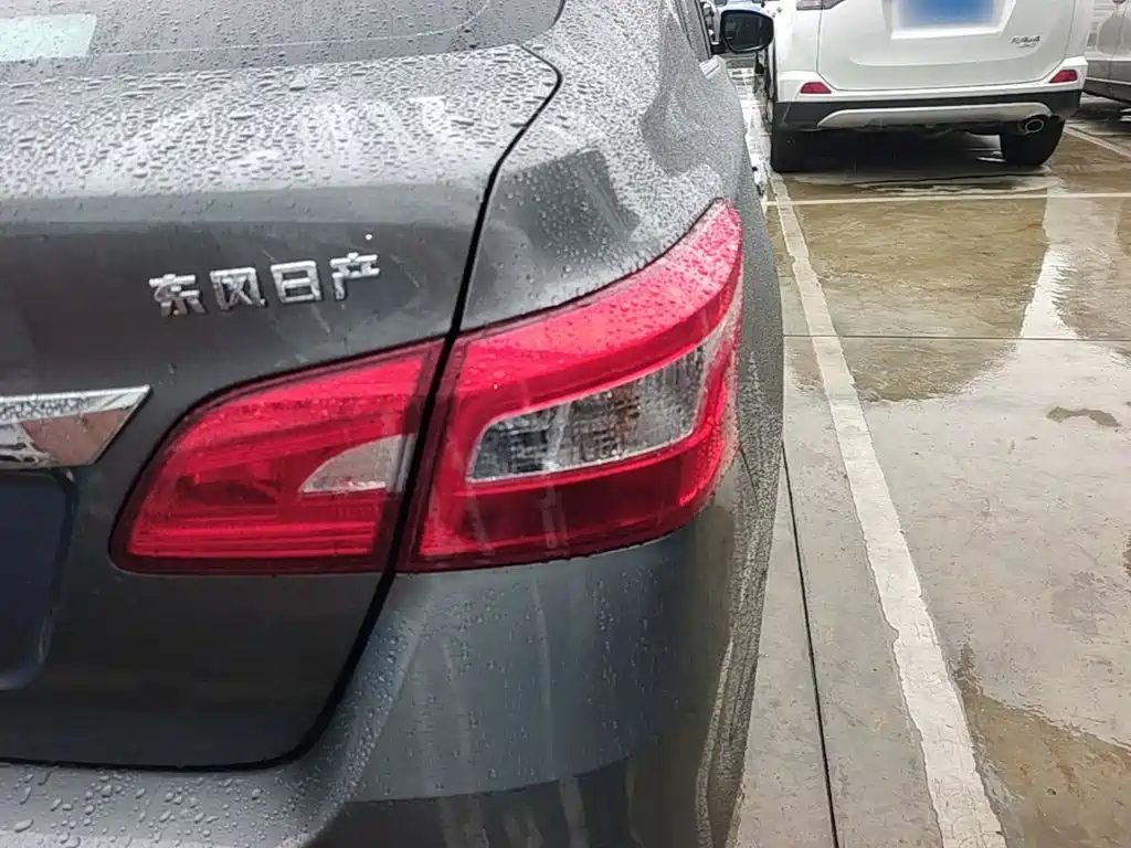 Nissan Sylphy — миниатюра 8
