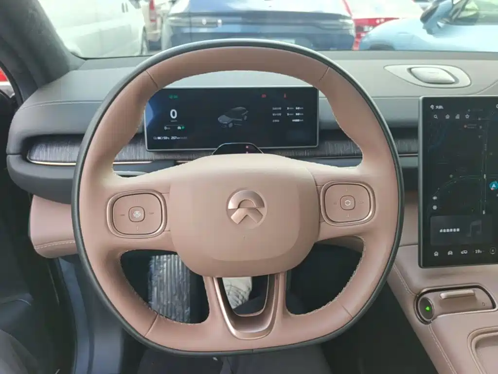 NIO ES6 — миниатюра 11