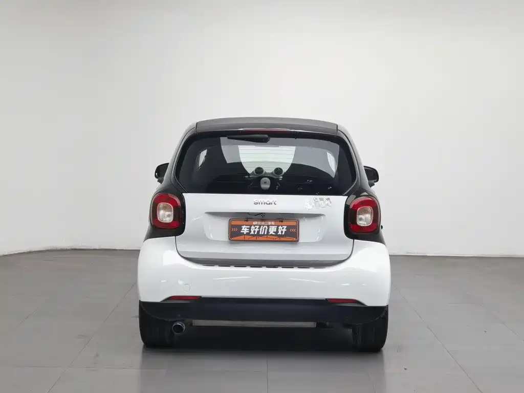smart Smart Fortwo — миниатюра 4