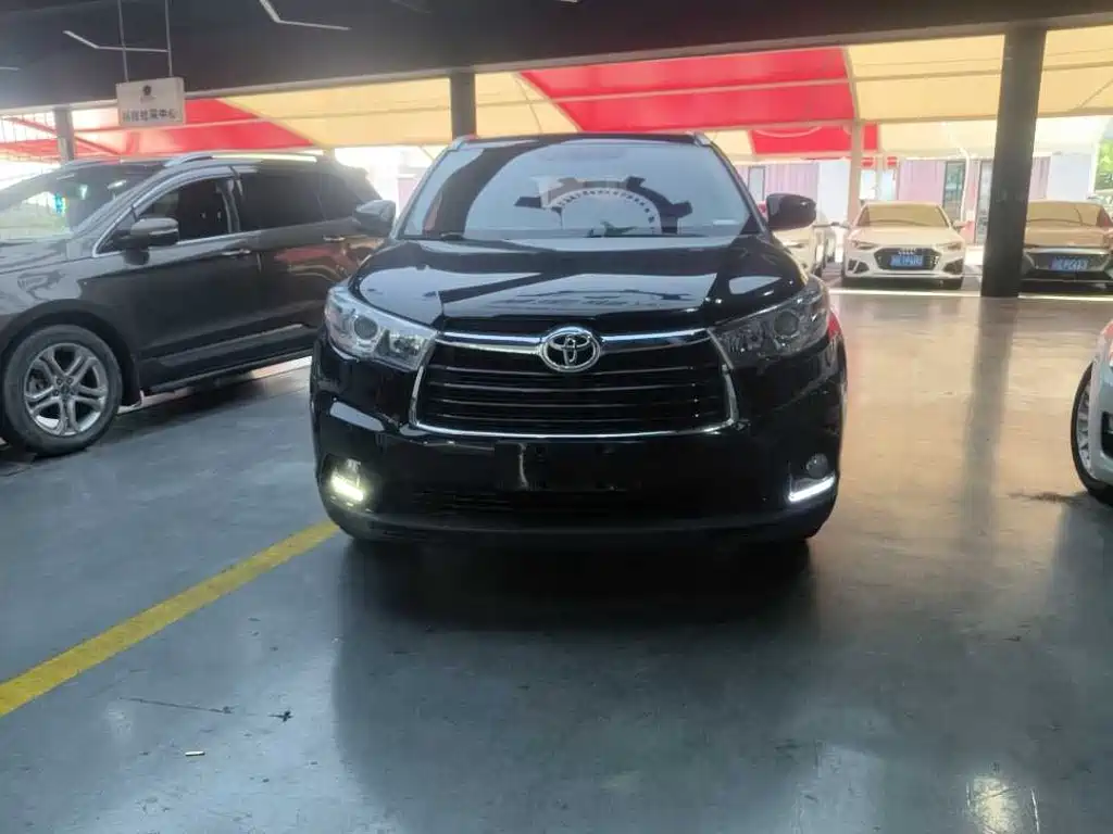 Toyota Highlander — миниатюра 2
