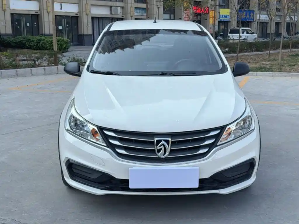 Baojun 310W — миниатюра 2