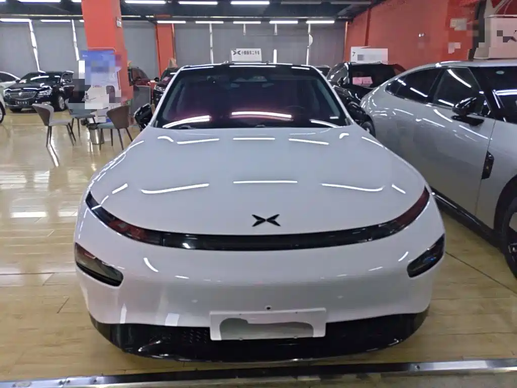 XPeng P7 — миниатюра 3