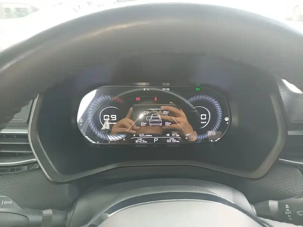 Geely Emgrand — миниатюра 12