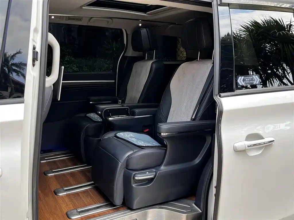 GAC Motor Trumpchi M8 — миниатюра 11