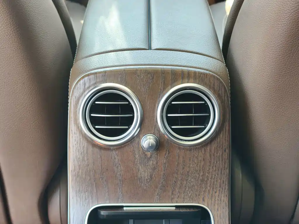 Mercedes-Benz E-Class New Energy — миниатюра 14