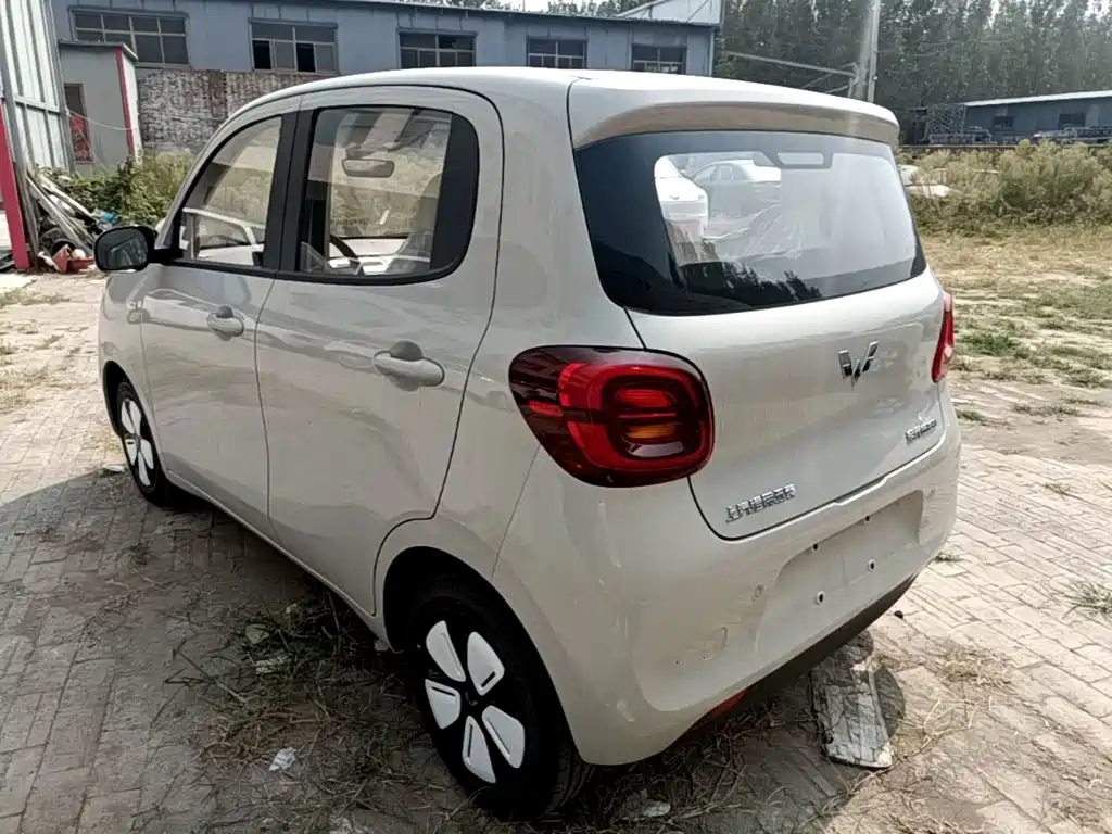 Wuling MINIEV — миниатюра 5