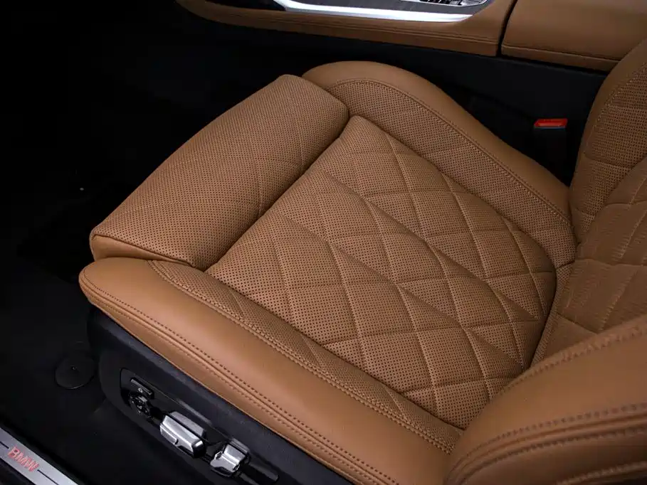 BMW X7 — миниатюра 15