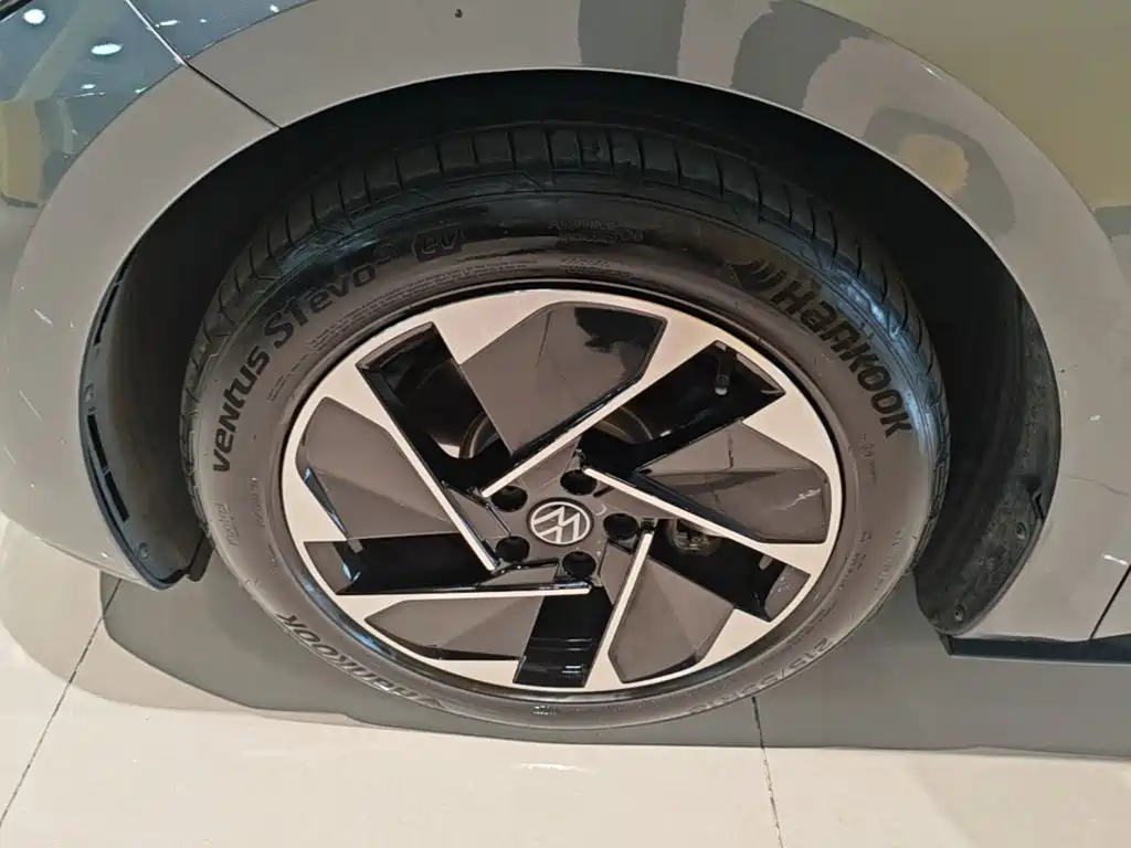 Volkswagen ID.3 — миниатюра 23