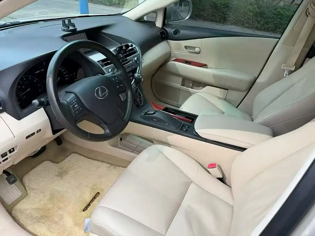 Lexus RX — миниатюра 4