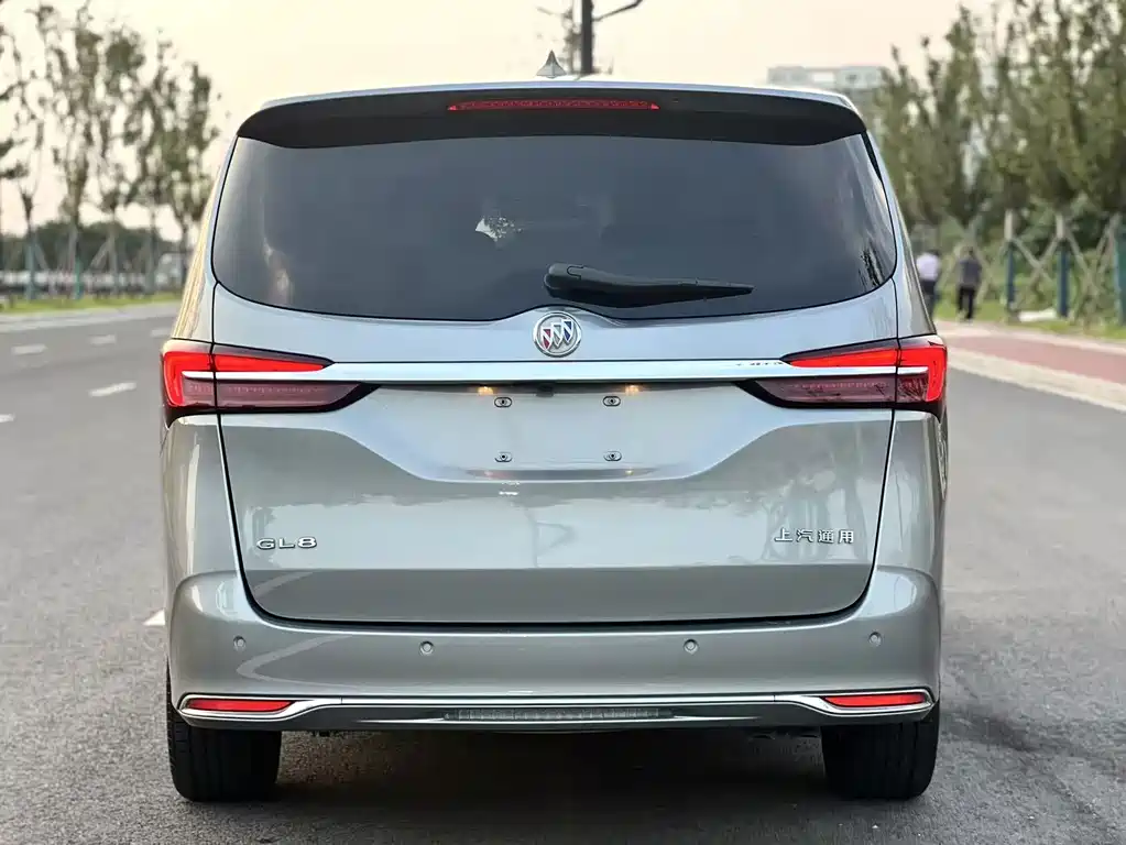 Buick GL8 — миниатюра 5