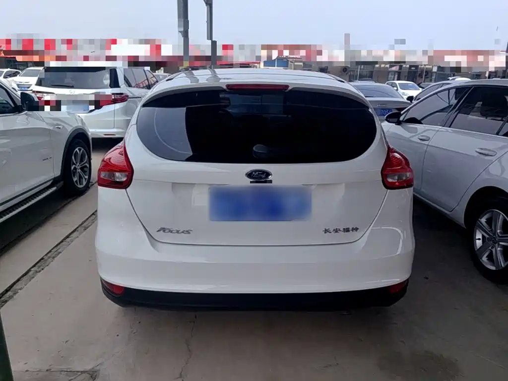 Ford Focus — миниатюра 6