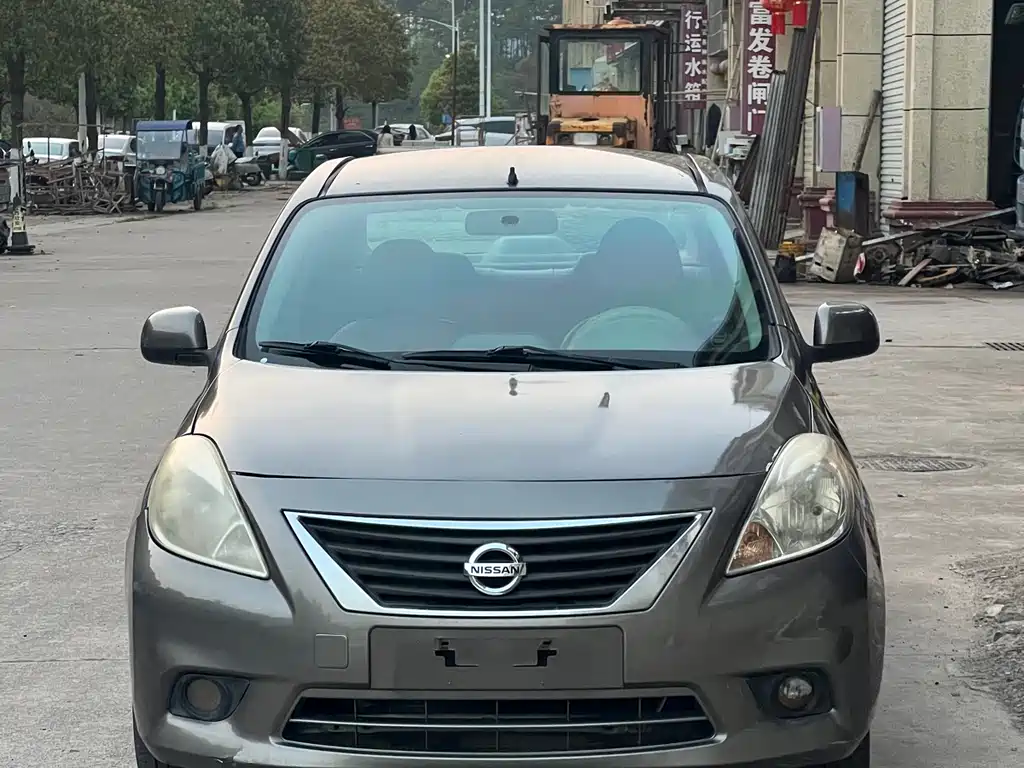 Nissan Sunny 2011 1.5XE MT Comfort