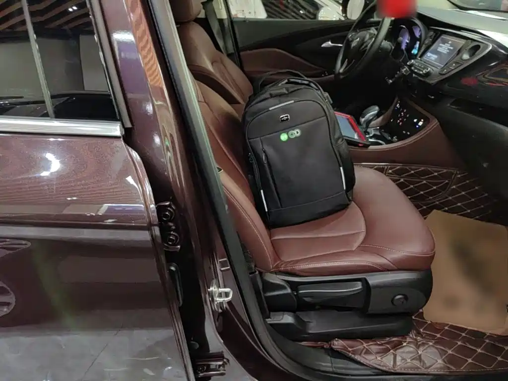 Buick Envision Plus — миниатюра 25