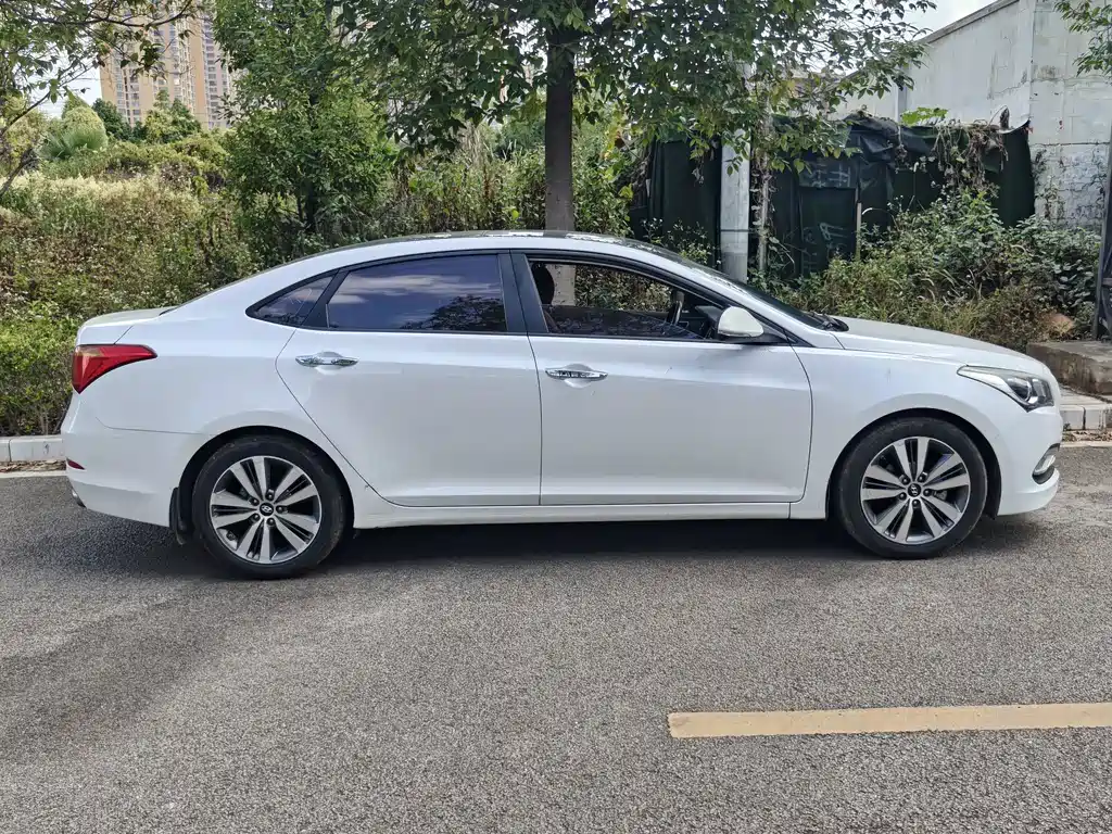 Hyundai Mistra — миниатюра 5