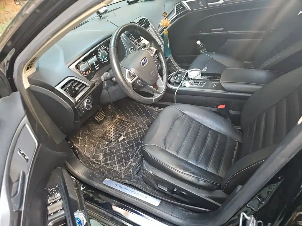 Ford Mondeo — миниатюра 17