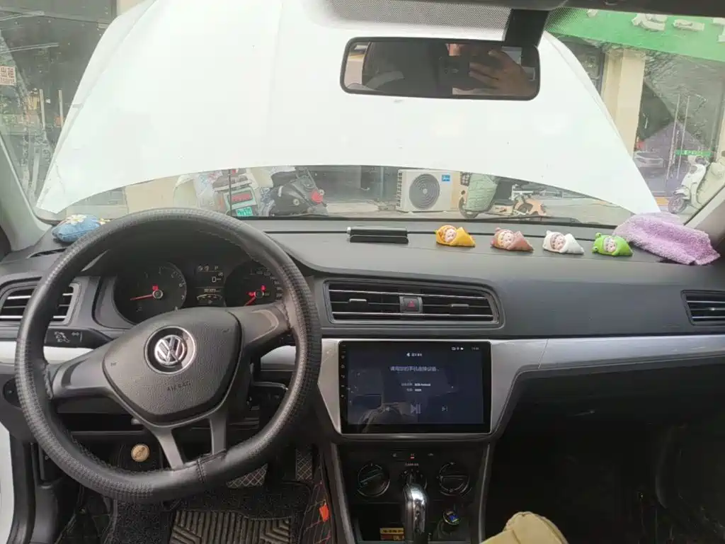 Volkswagen Lavida — миниатюра 10