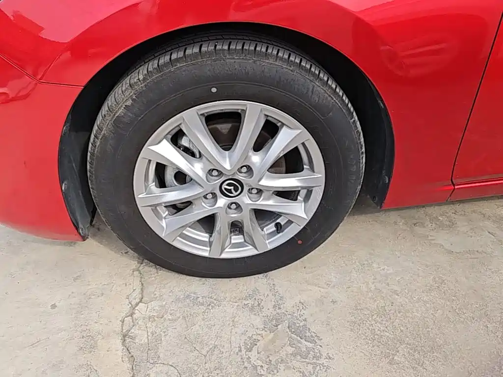 Mazda 3 Axela — миниатюра 23
