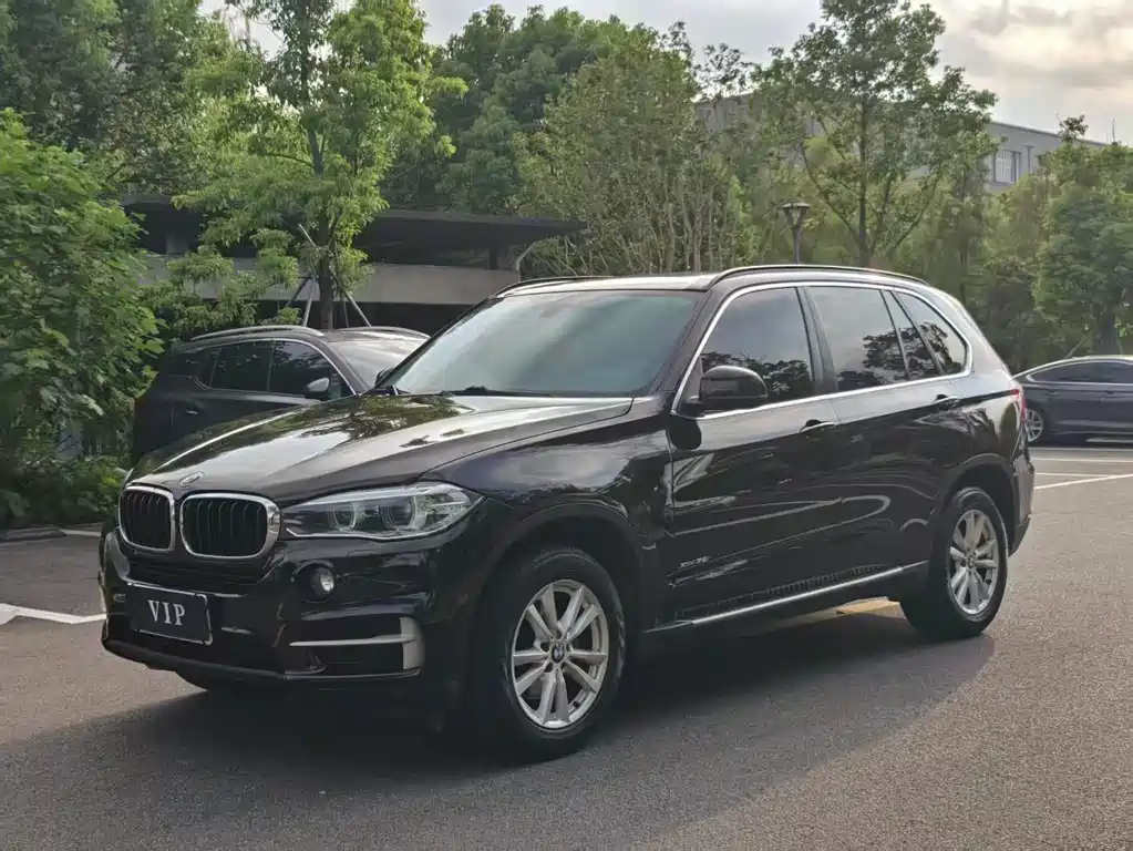 BMW X5 (Import)