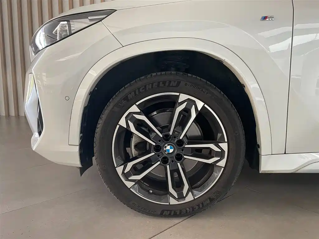 BMW X1 — миниатюра 10