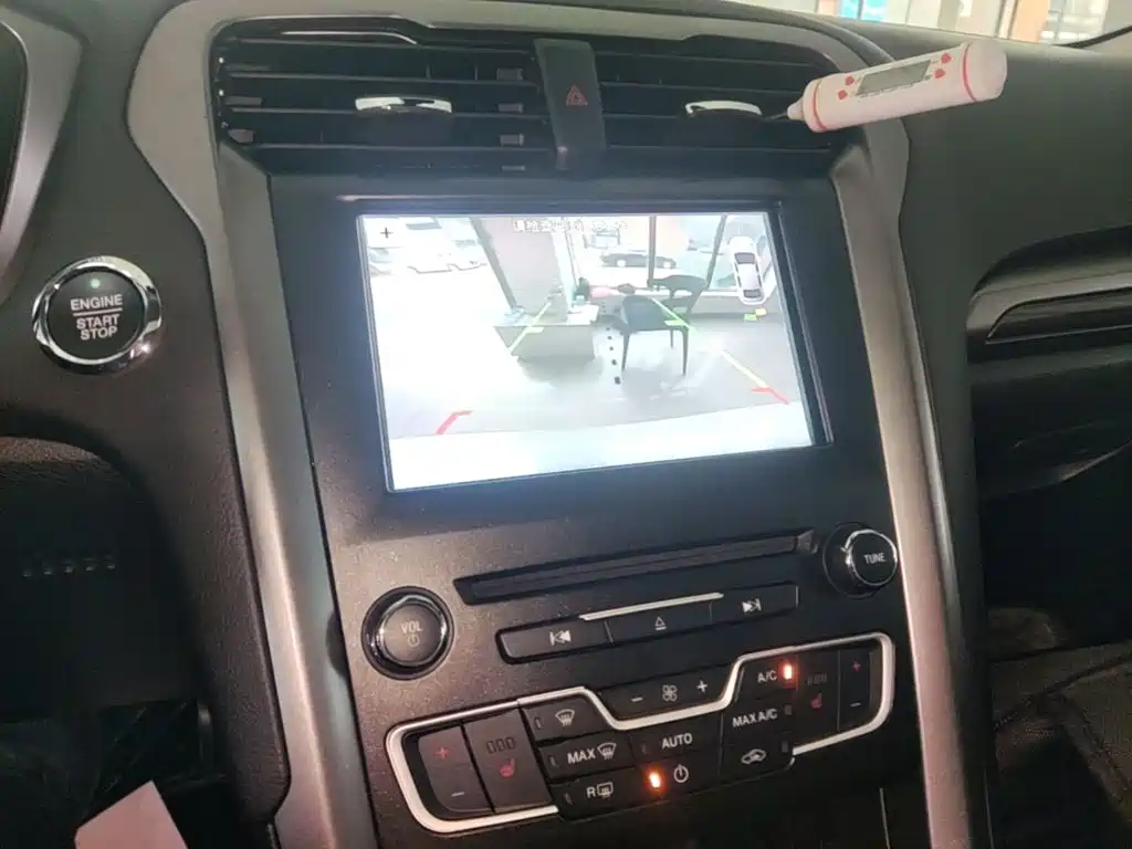 Ford Mondeo — миниатюра 13