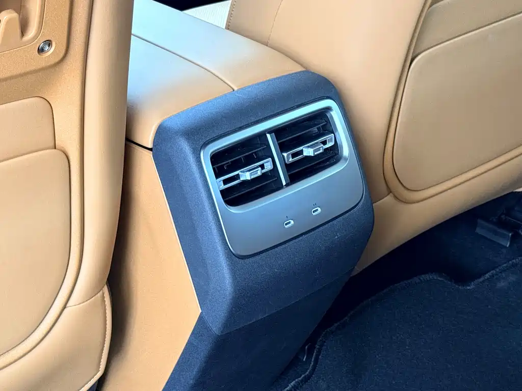 iCAR iCAR V27 — миниатюра 15