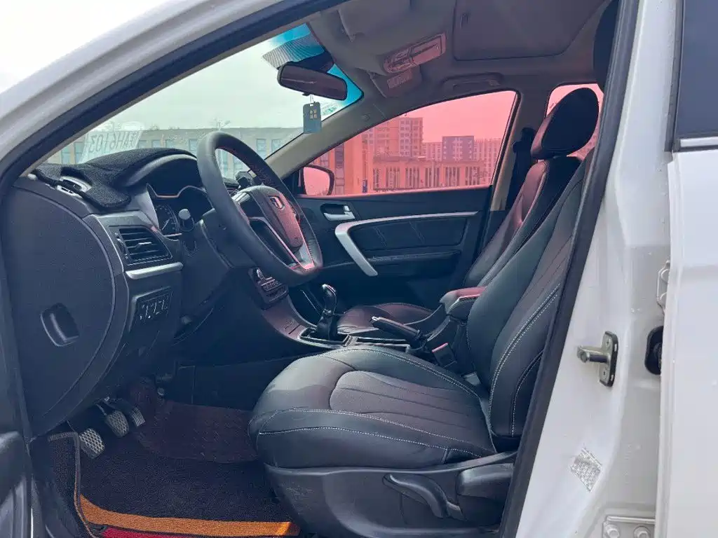 Geely Emgrand — миниатюра 10