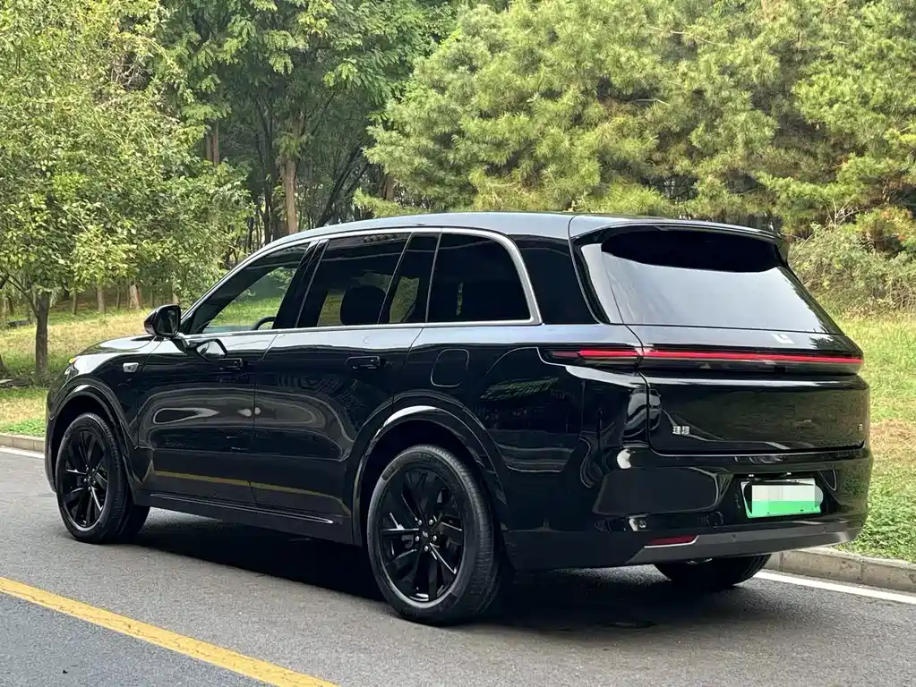 Li Auto Li L8 — миниатюра 3