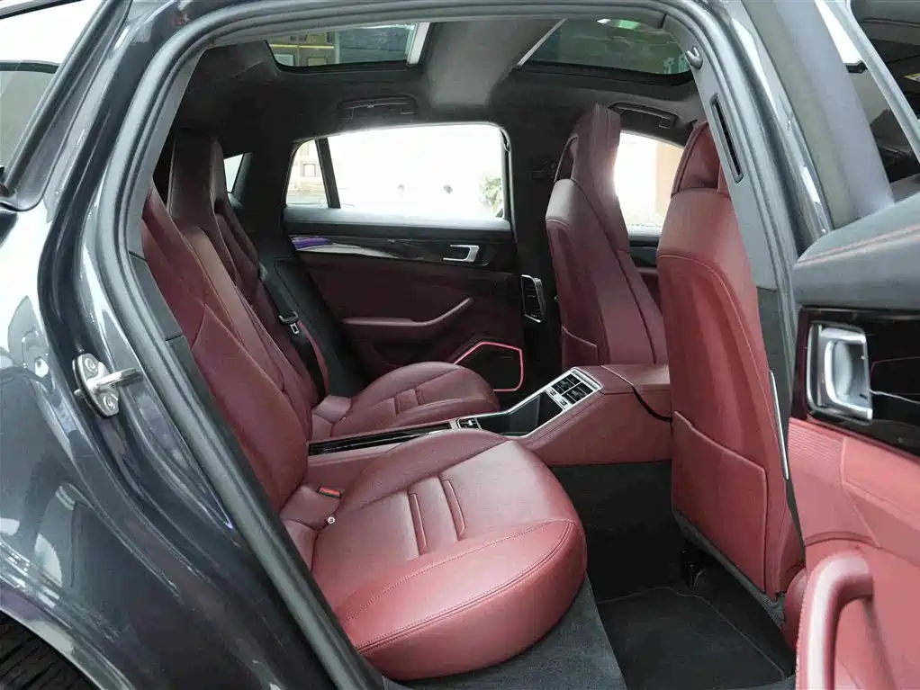 Porsche Panamera — миниатюра 13