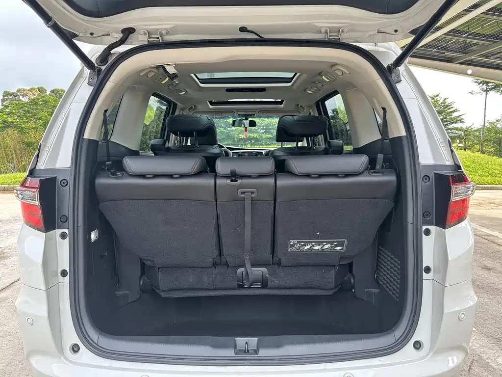 Honda Odyssey — миниатюра 9