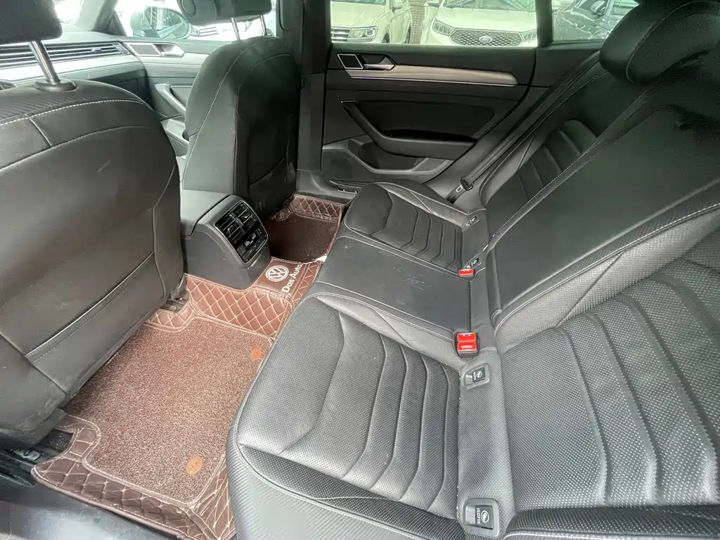 Volkswagen CC — миниатюра 8