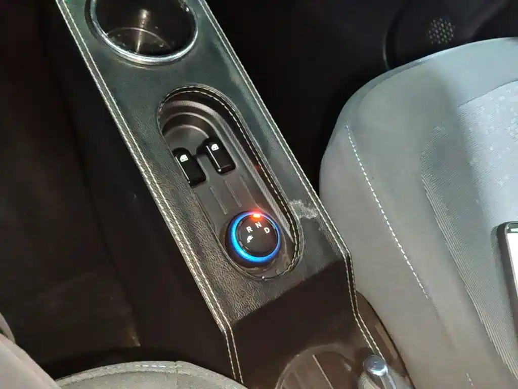 Wuling MINIEV — миниатюра 14
