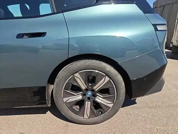 BMW iX — миниатюра 6