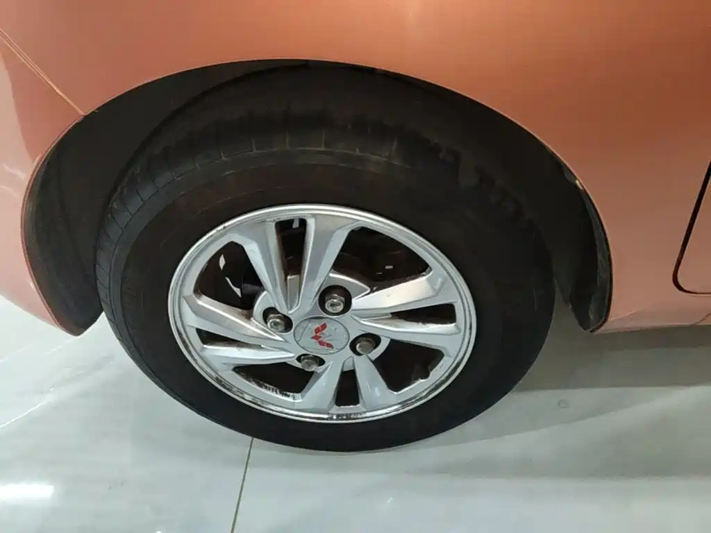 Wuling MINIEV — миниатюра 23
