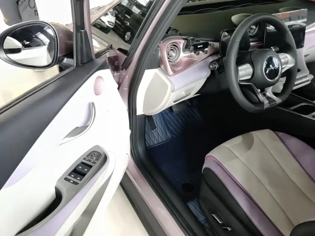 BYD Dolphin — миниатюра 16