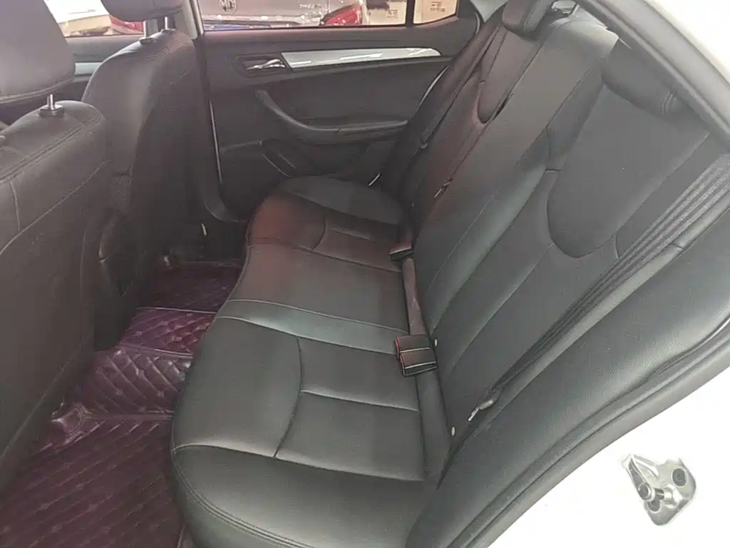 Roewe 360 — миниатюра 17