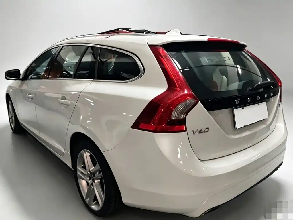 Volvo V60 — миниатюра 4